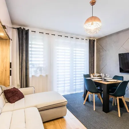 Rent Like Apartament Stroma *